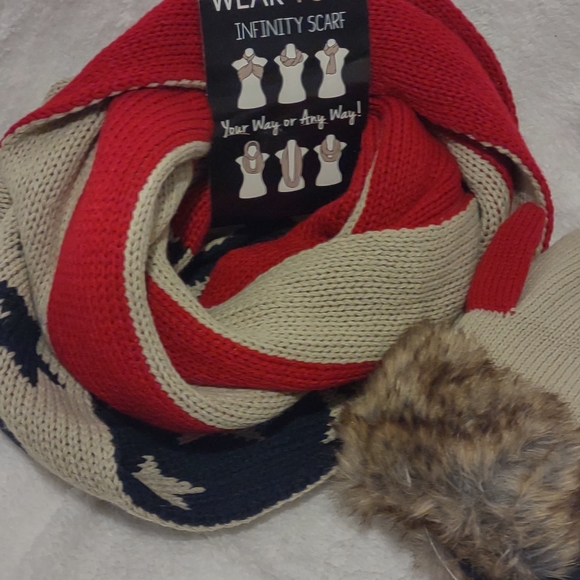 Infinity Scarf with Matching Gloves Red Tan Blue - Picture 2 of 11